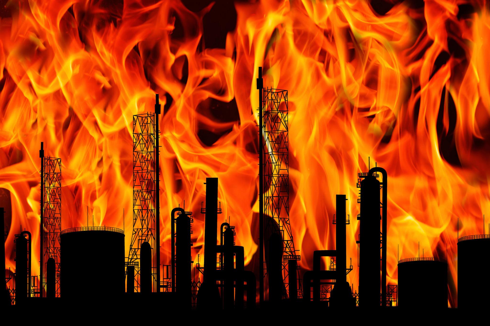 ABD–İsrail–İran Savaşı Akaryakıt Fiyatlarını Nasıl Etkiler?